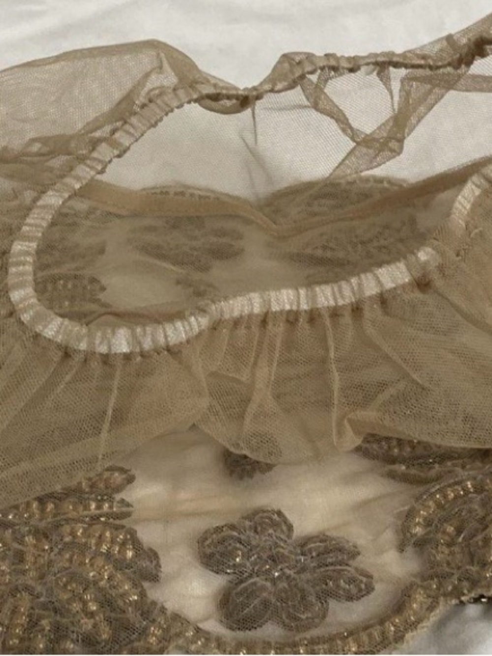 Vintage Sheer Embroidered Beaded Tablecloth (40x40) and Tissue Box Cover Set - Picture 4 of 6